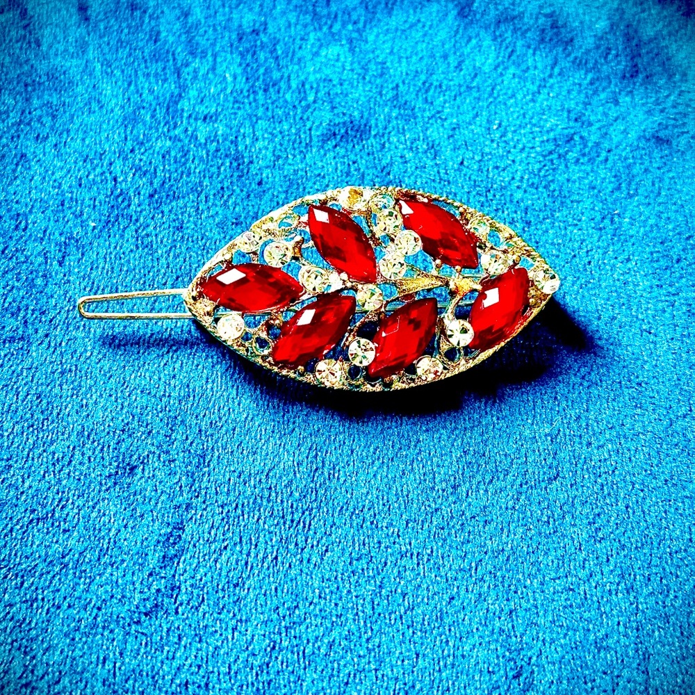 Crystal hair clip